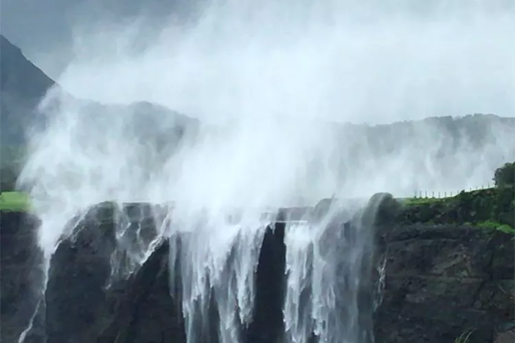 reverse waterfall lonavala